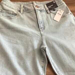 Express Cropped Skinny Mid Rise NWT